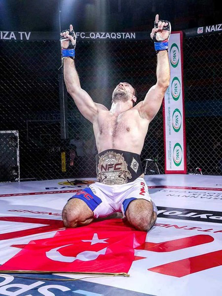 Cihan Kaplan MMA'da Şampiyonluk Kemerini Kazandı